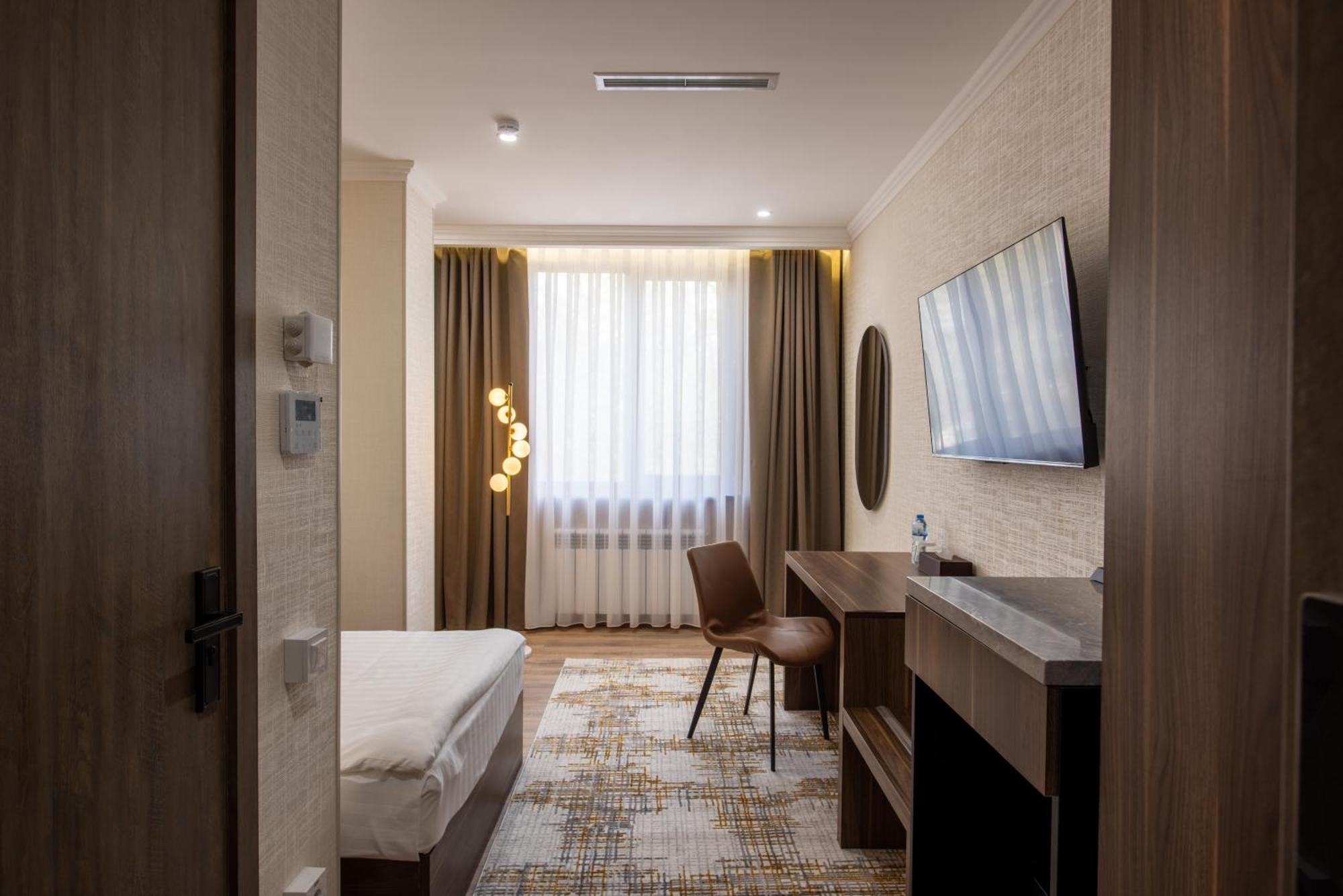 Silk Road Premium Hotel Tashkent Ngoại thất bức ảnh
