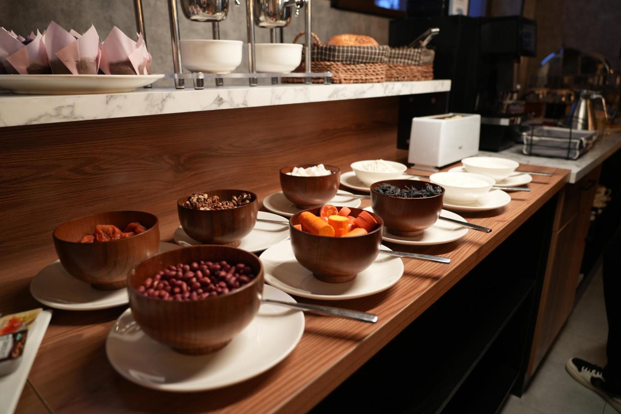 Silk Road Premium Hotel Tashkent Ngoại thất bức ảnh